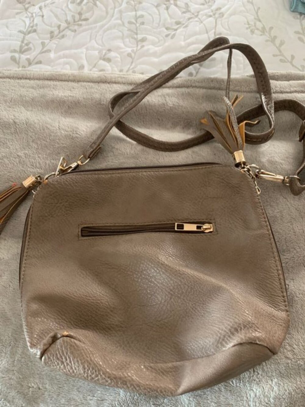 womens beige crossbody purse